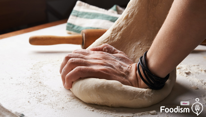 چطور خمیر پیتزای خانگی درست کنیم