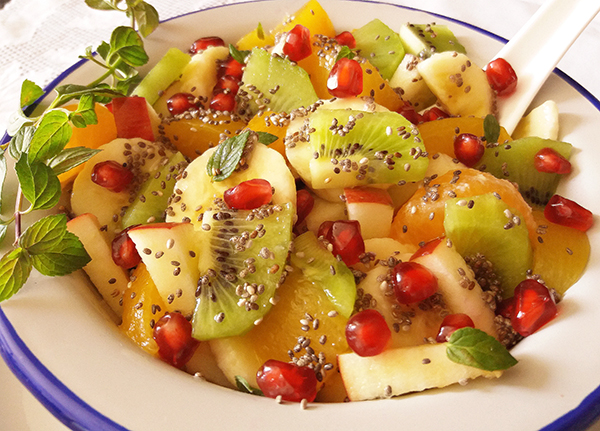 سالاد چیا با میوه